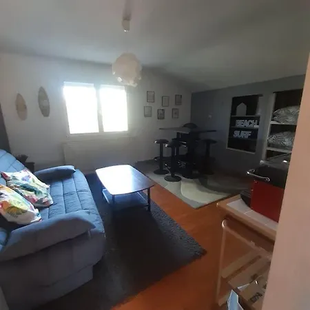 Dans Maison Appartement